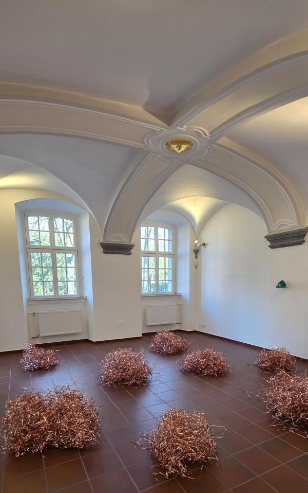 Installation in der Klosterpforte © Bettina Klapheck, Kulturamt Kempen